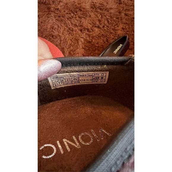 VIONIC BY ORTHAHEEL CARRER MABREY WINE LEOPARD PRINT SIZE 9.5 - Picture 10 of 10